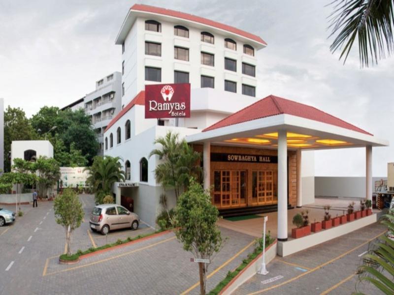 Ramyas Hotels Tiruchirappalli Bagian luar foto